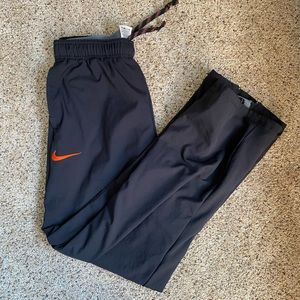 NWOT Nike Sweatpants
